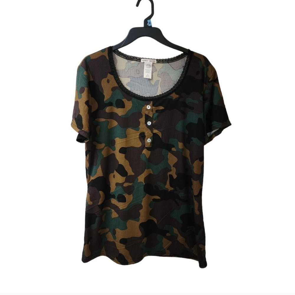 Perfectly Imperfect Green/Brown Camo Top Women's 3x Plus